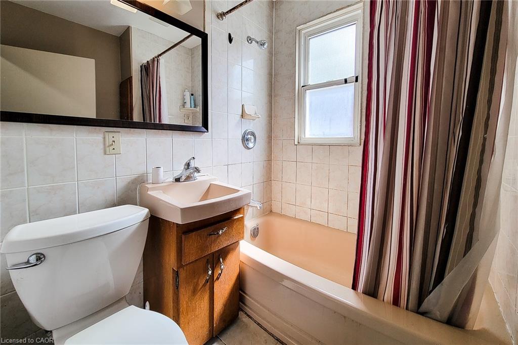 33 Norfolk Street S Property Photo 13