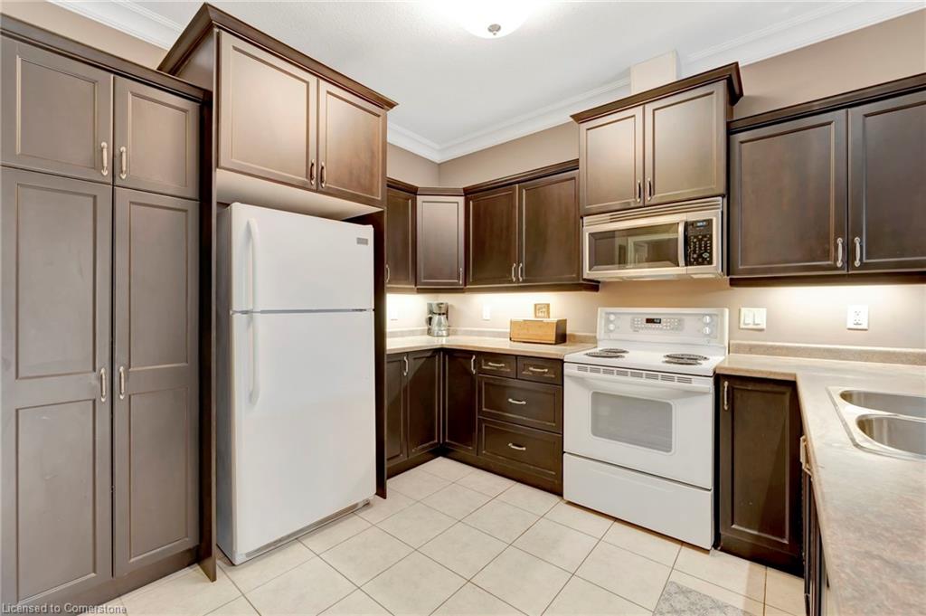 23 Iron Bridge Court Property Photo 14