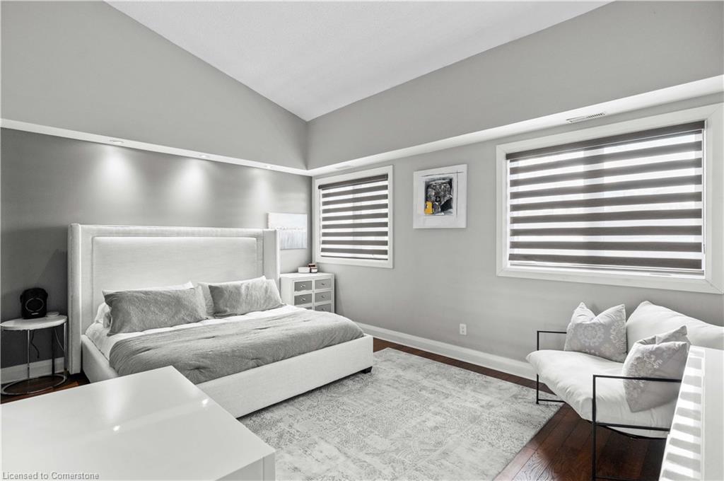 3-3230 New Street Property Photo 16