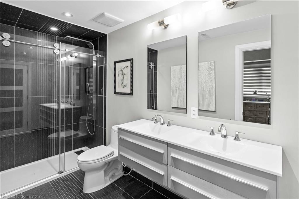 3-3230 New Street Property Photo 23