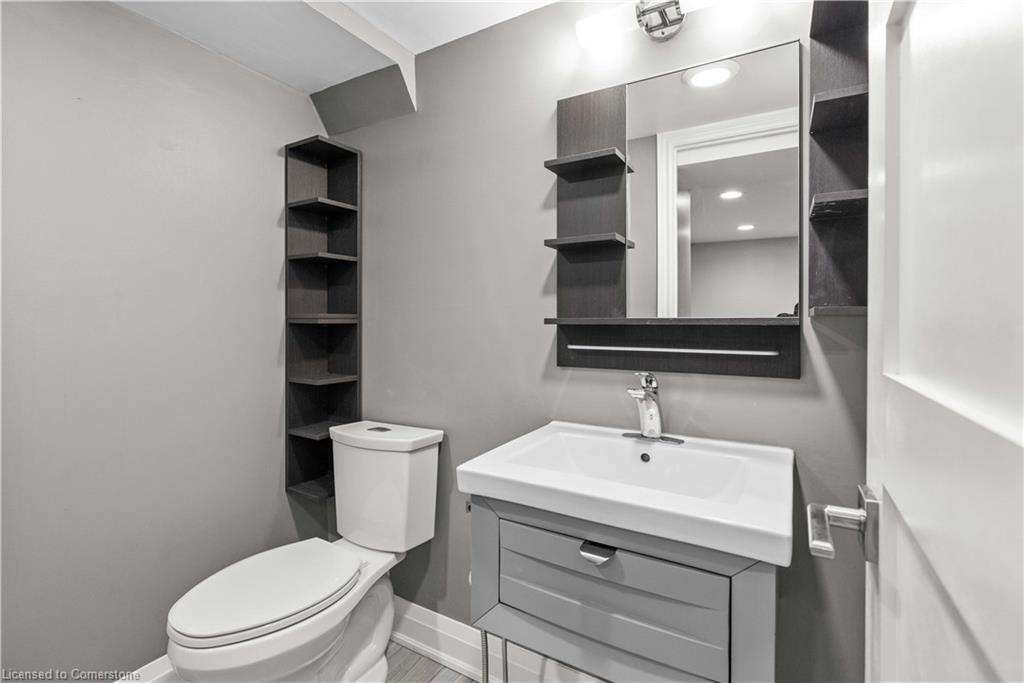 3-3230 New Street Property Photo 27