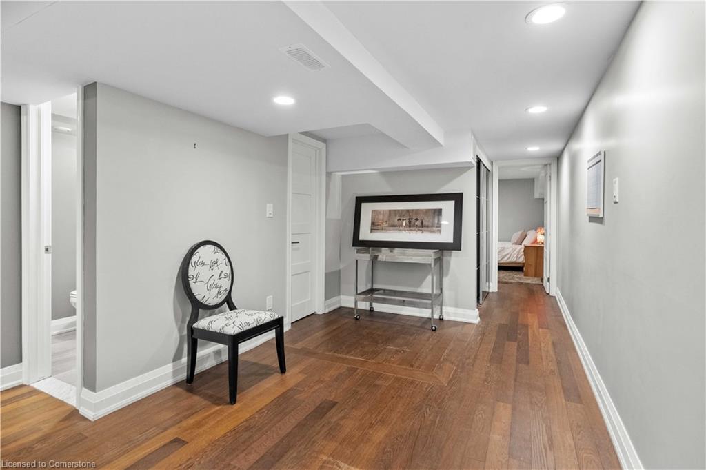 3-3230 New Street Property Photo 29