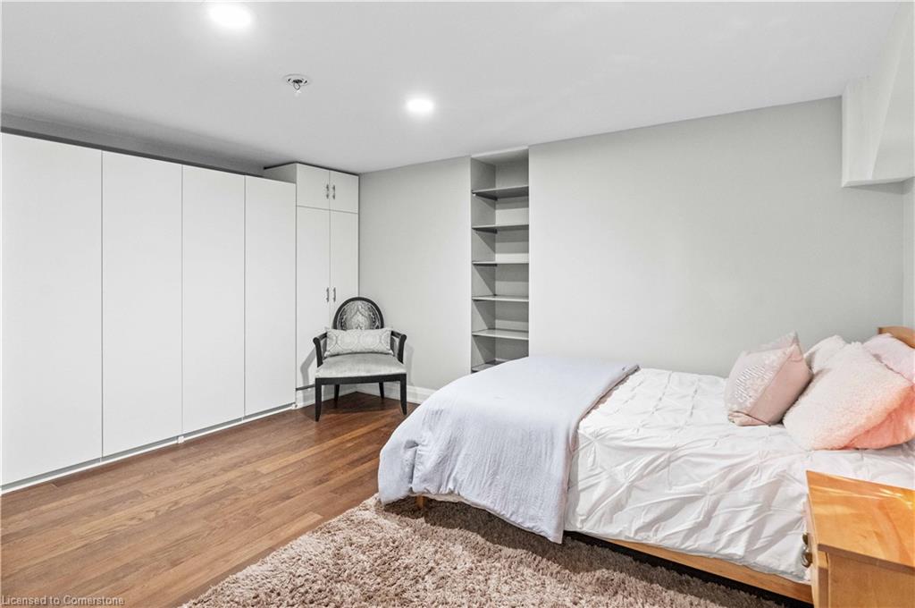 3-3230 New Street Property Photo 30