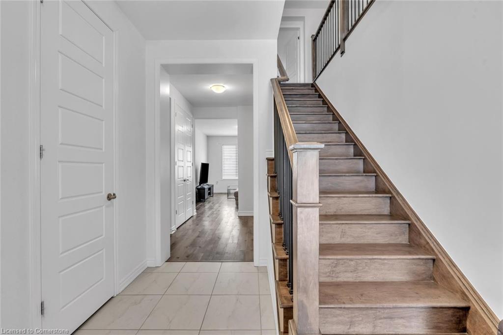 1253 Dias Landing Property Photo 8