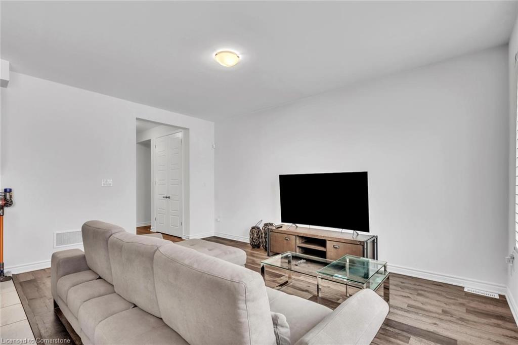 1253 Dias Landing Property Photo 13
