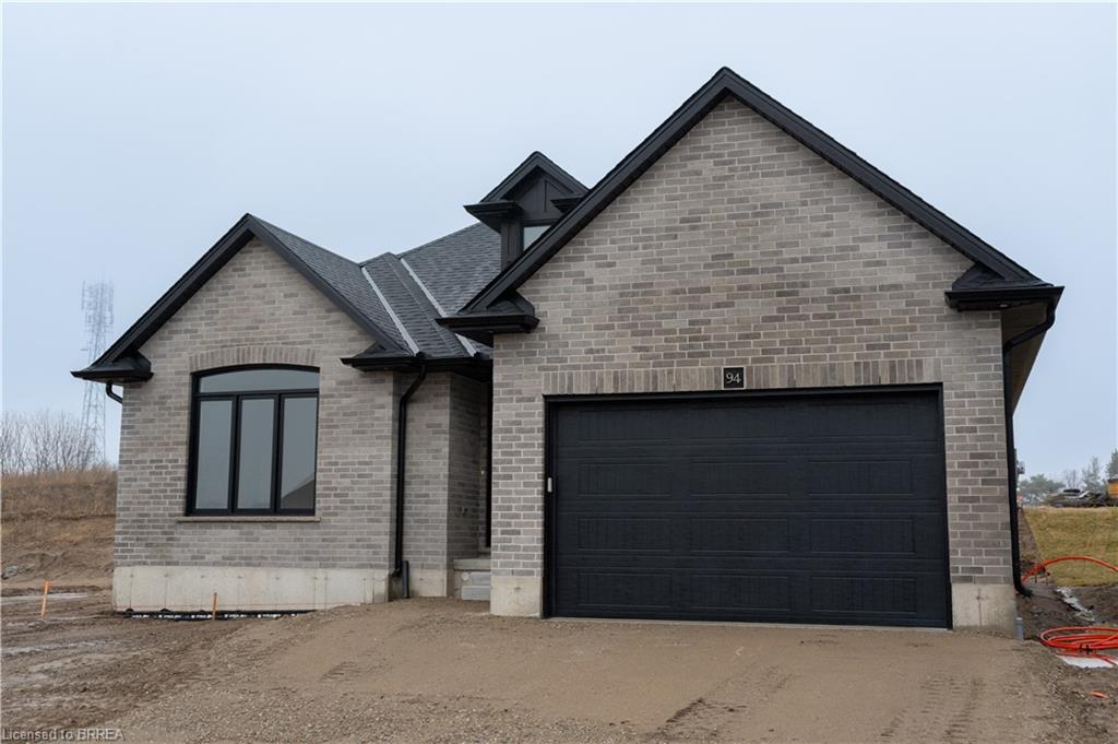 94 Vanrooy Trail Property Photo
