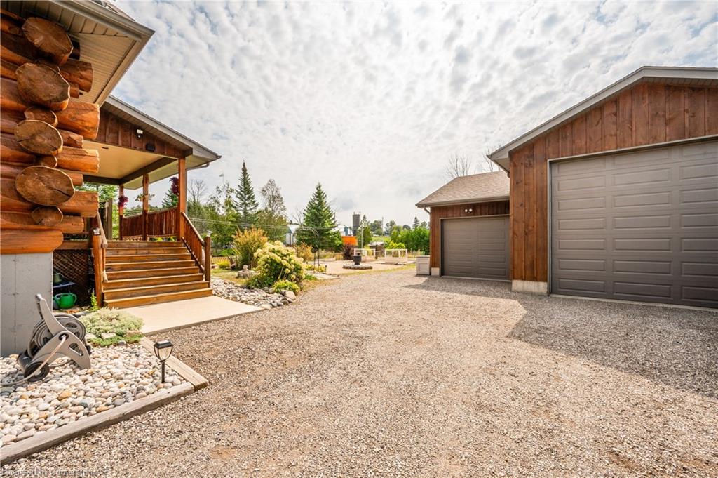 171 Gosford Street Property Photo 33