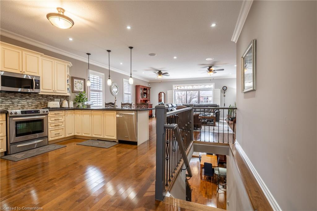13 Iron Bridge Court Property Photo 6
