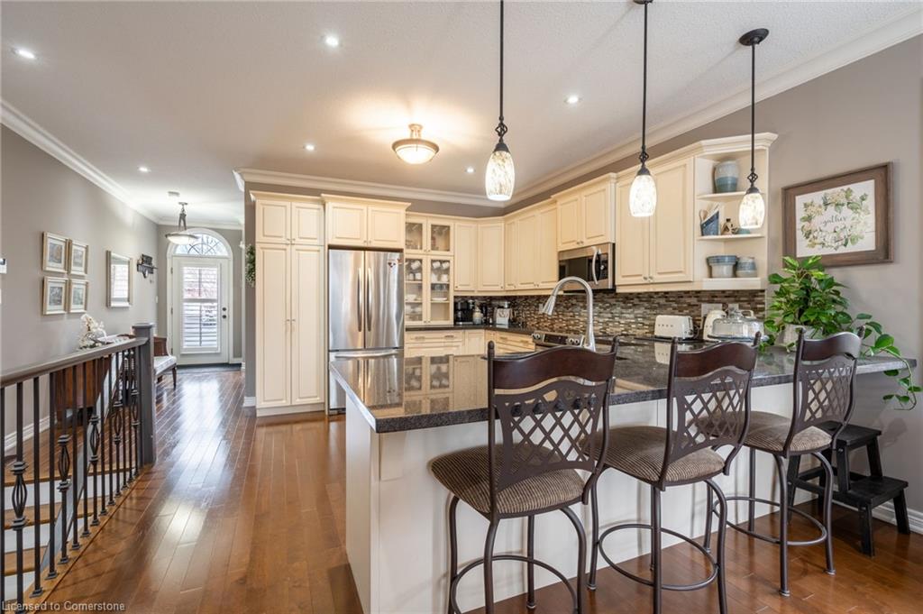 13 Iron Bridge Court Property Photo 8