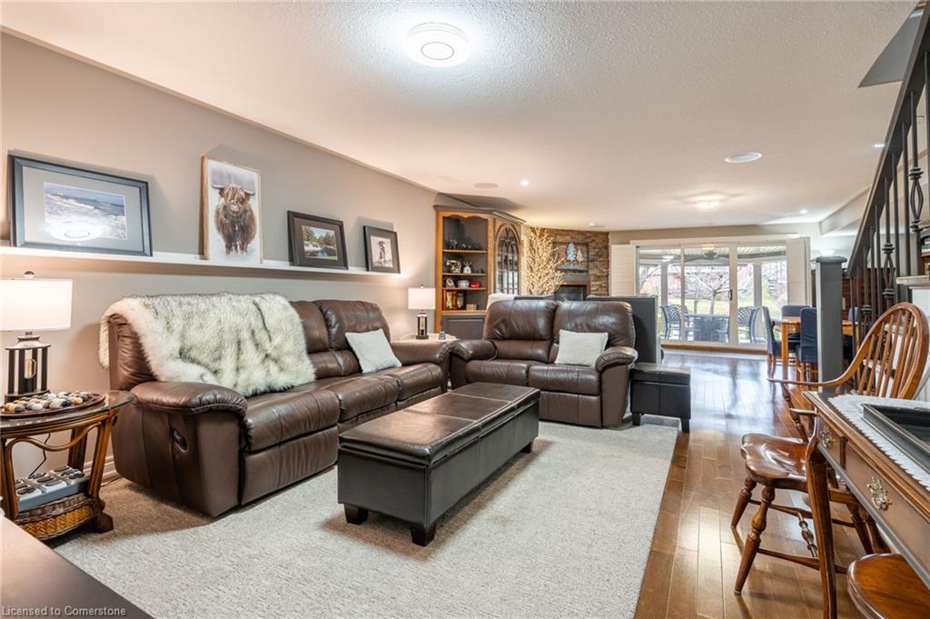 13 Iron Bridge Court Property Photo 18