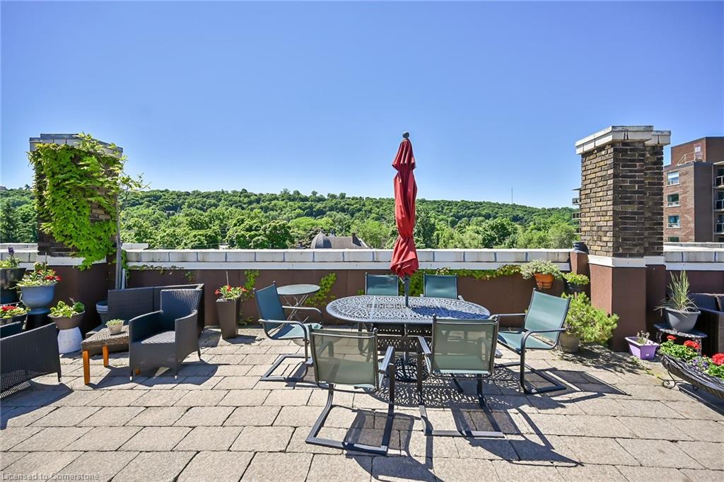 86 Herkimer Street Property Photo 29