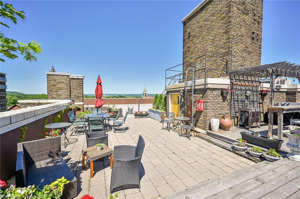 86 Herkimer Street Property Photo 33