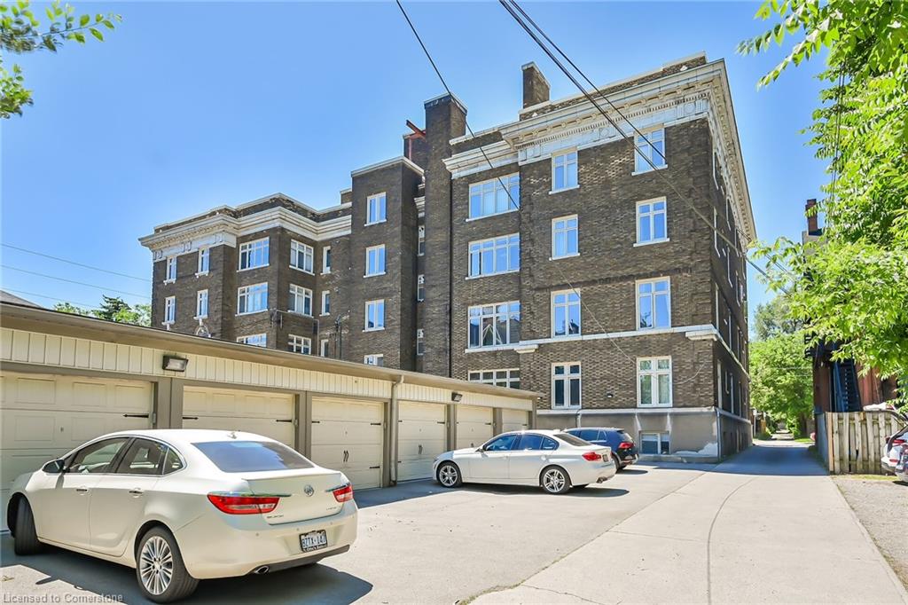 86 Herkimer Street Property Photo 39