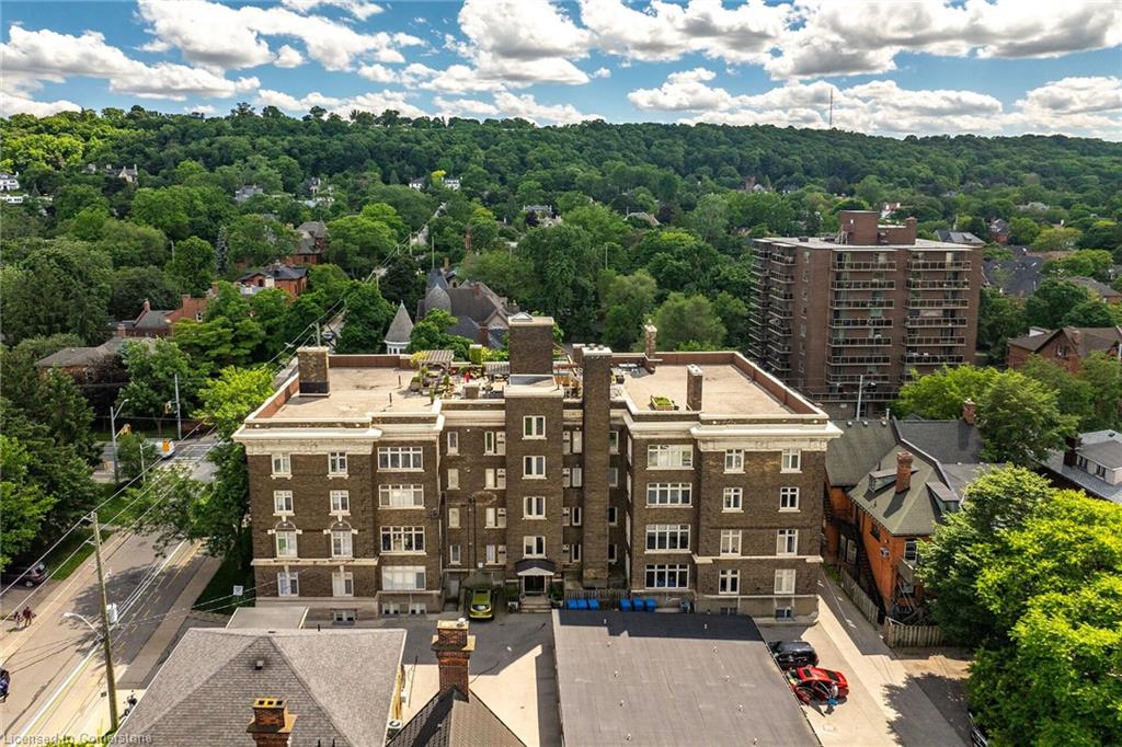 86 Herkimer Street Property Photo 45