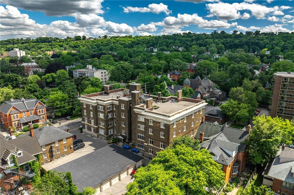 86 Herkimer Street Property Photo 46