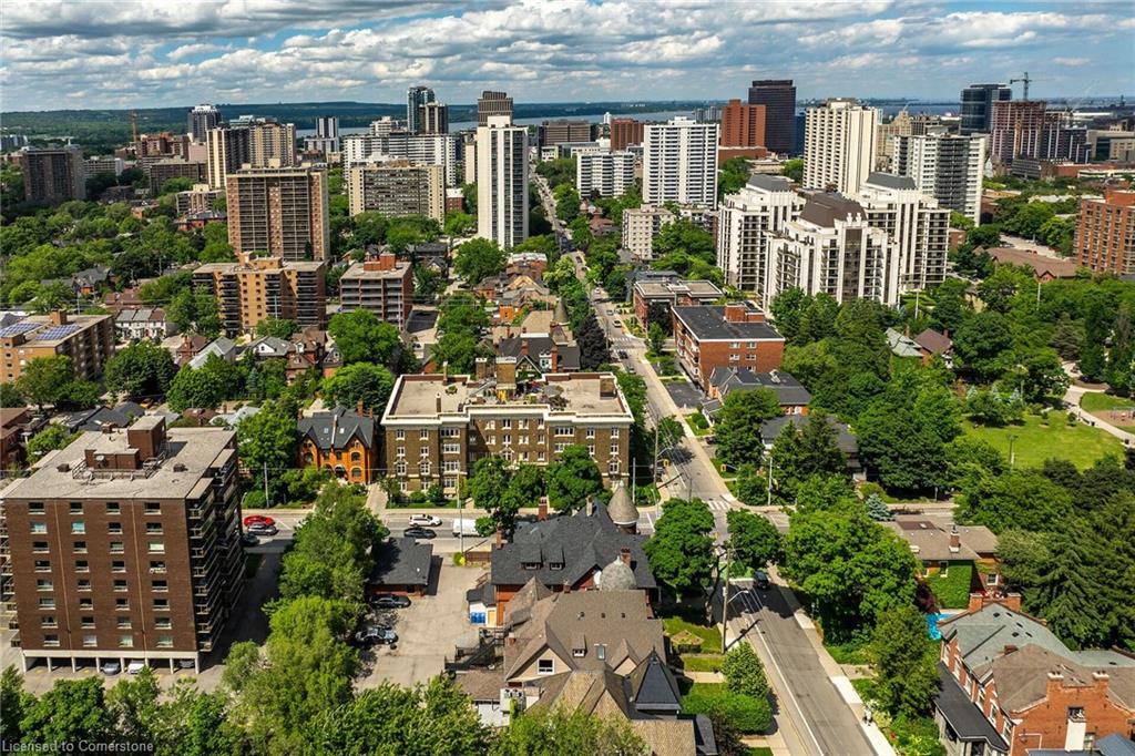 86 Herkimer Street Property Photo 48