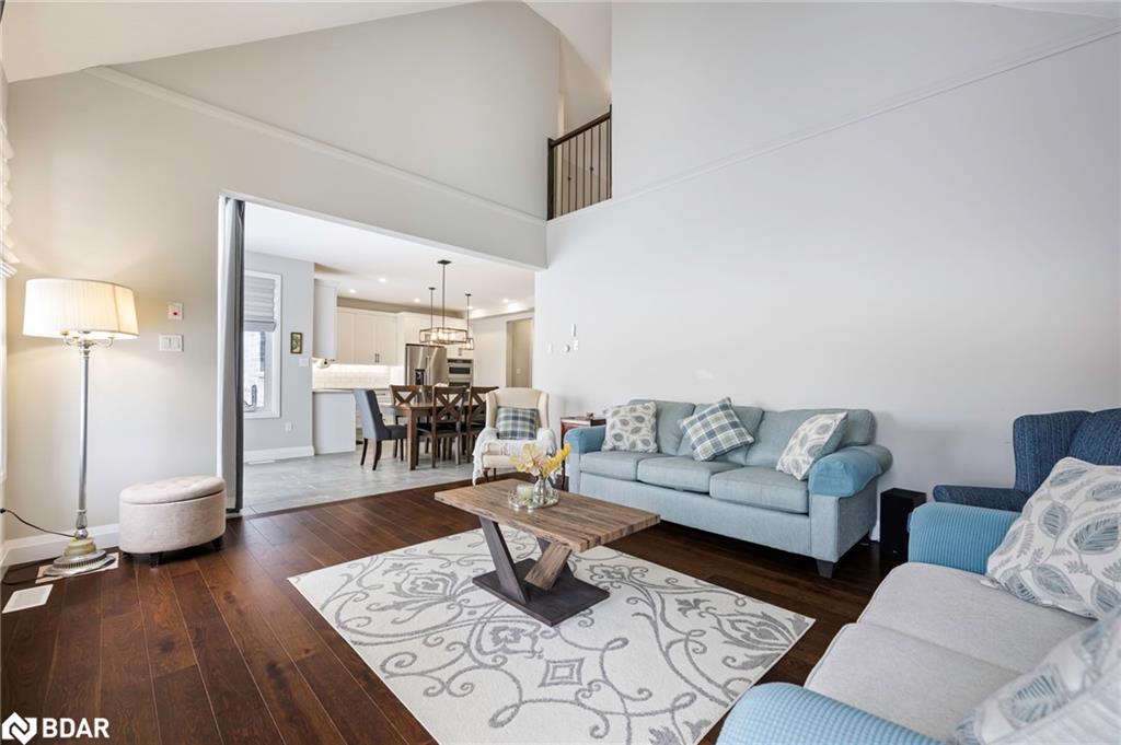 1 Grundy Crescent Property Photo 5