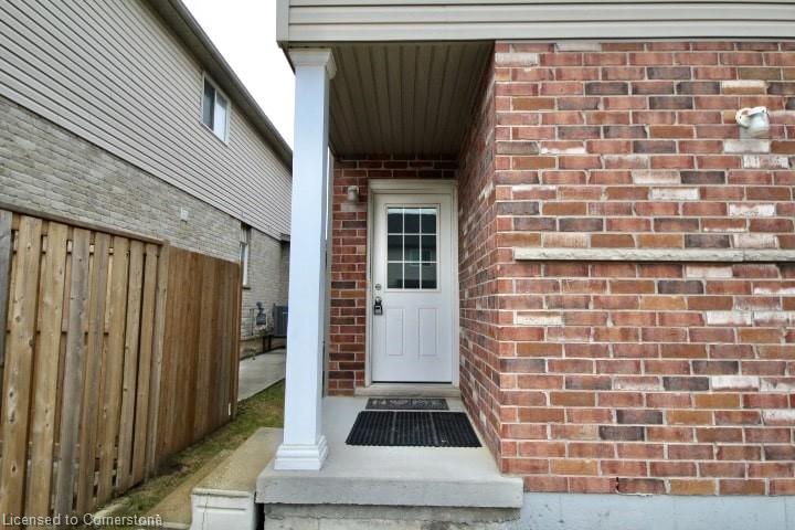 160 Sophia Crescent Property Photo