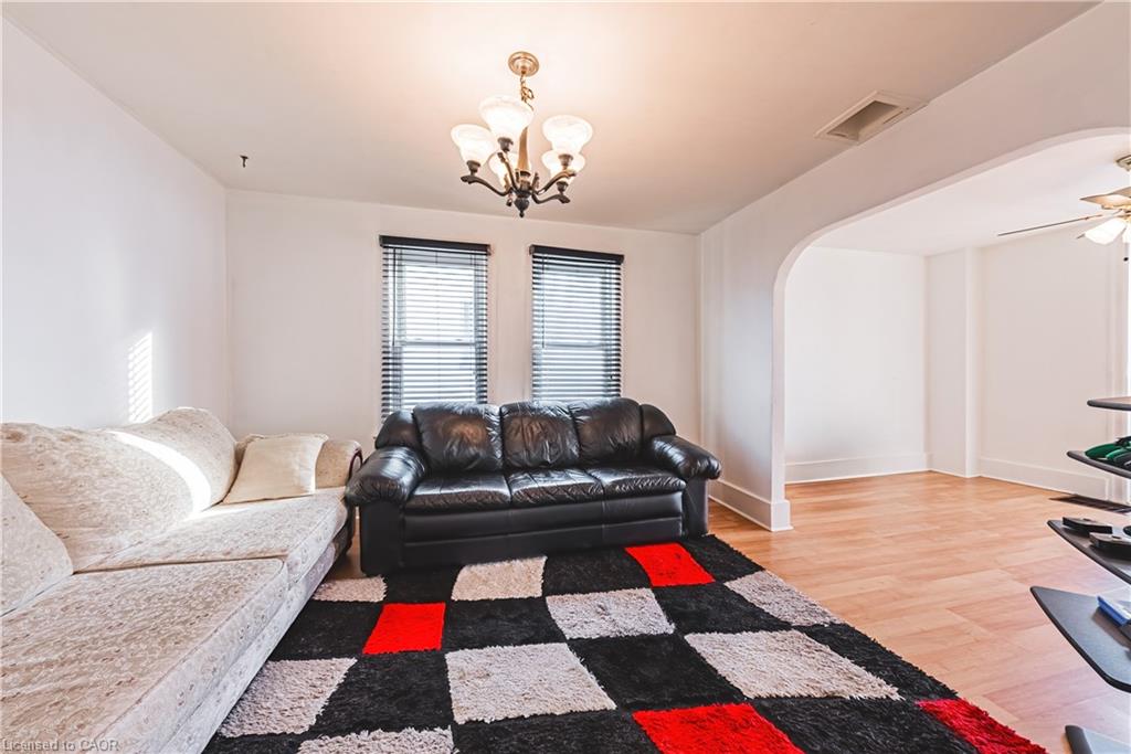 20 York Street Property Photo 5
