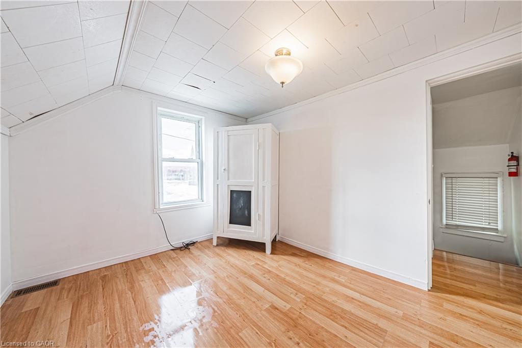 20 York Street Property Photo 21