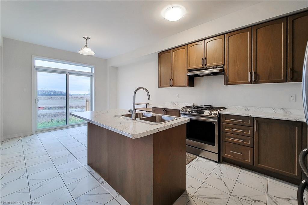 177 Athens Street Property Photo 7