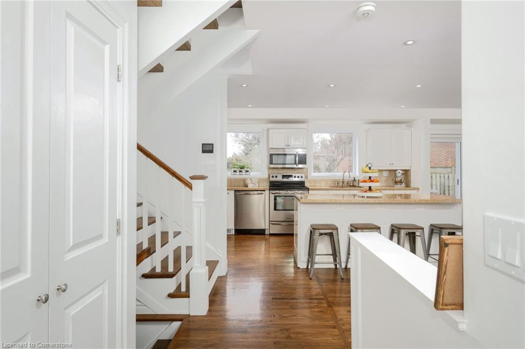 2088 Saxon Road Property Photo 4