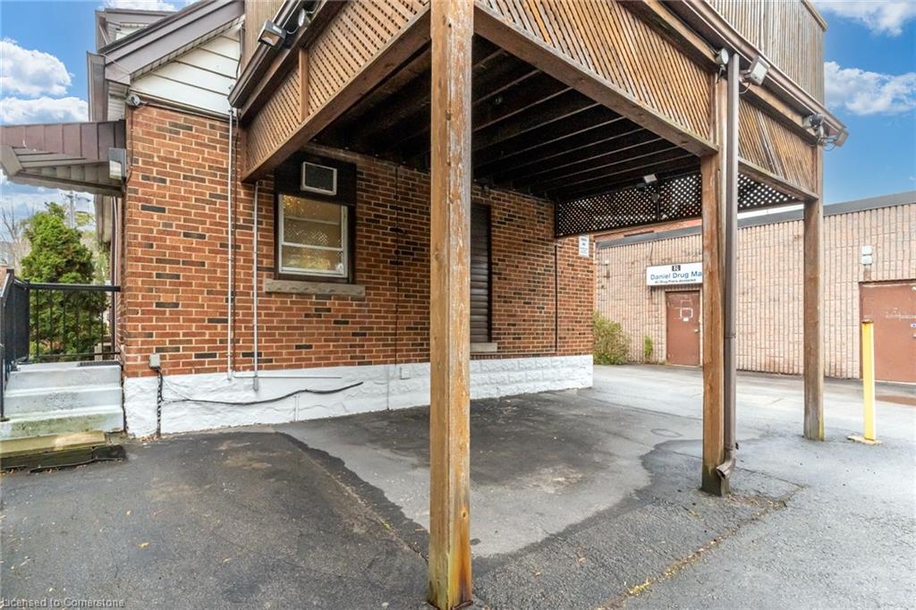 15 Empress Avenue Property Photo 44