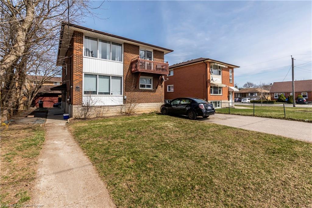 305 Lorne Avenue Property Photo 3