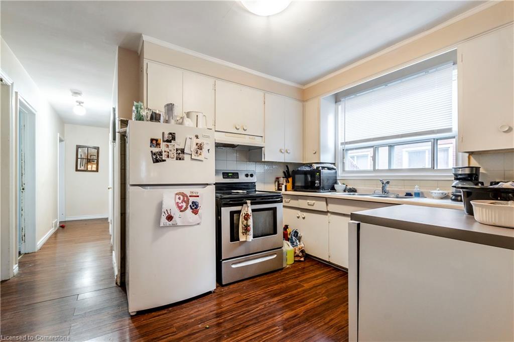 305 Lorne Avenue Property Photo 5