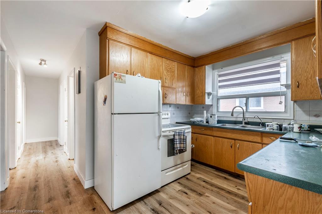 305 Lorne Avenue Property Photo 12