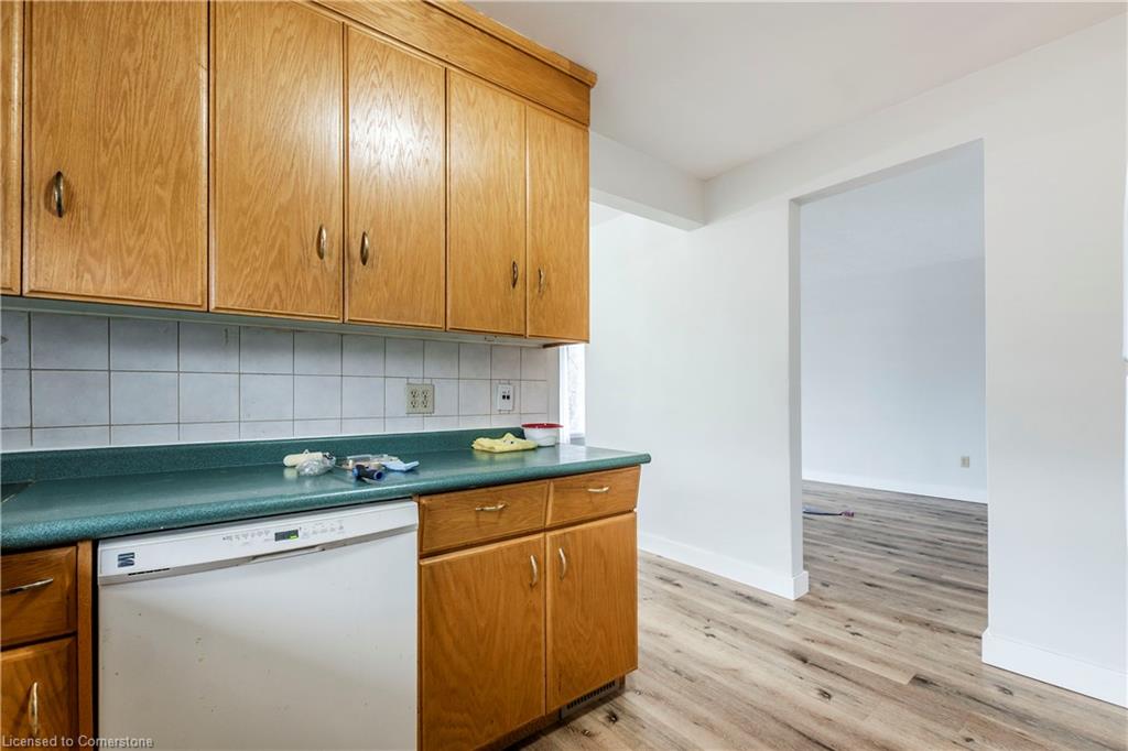 305 Lorne Avenue Property Photo 13