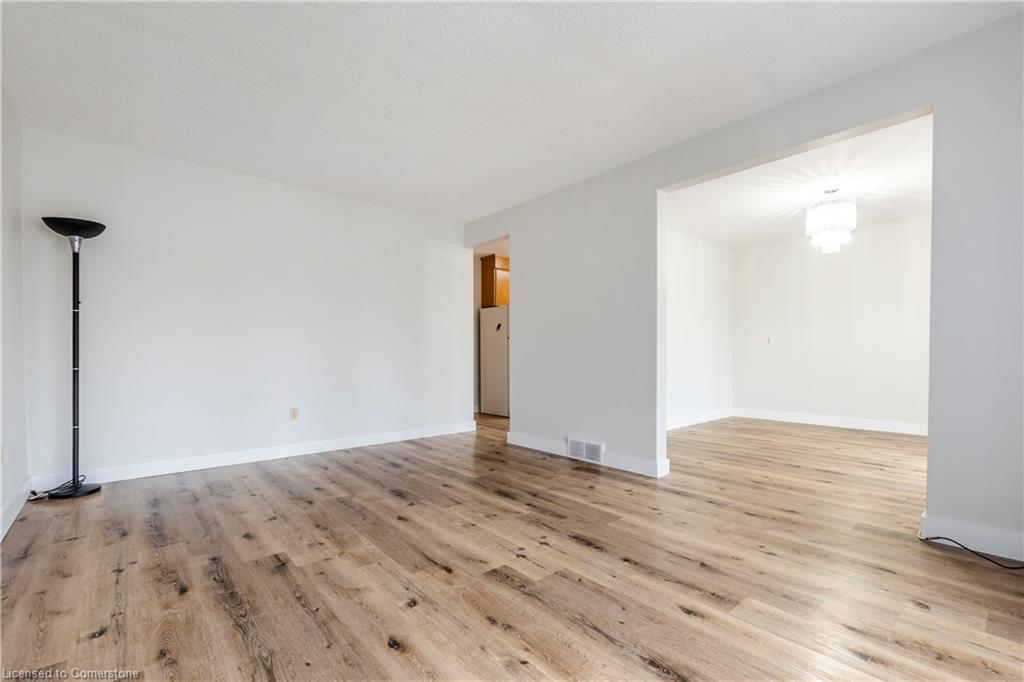 305 Lorne Avenue Property Photo 18