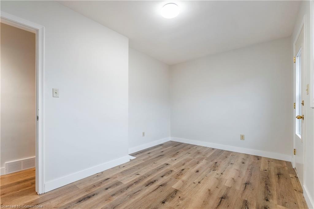 305 Lorne Avenue Property Photo 28