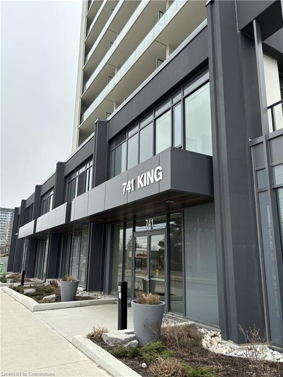 410-741 King Street W Property Photo