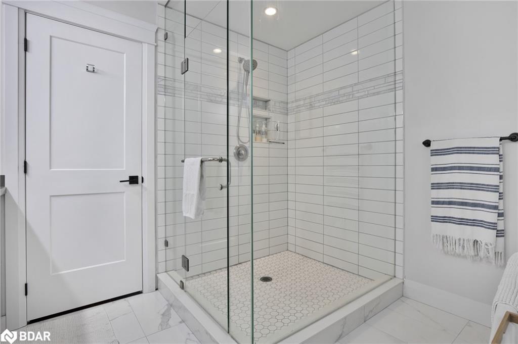 202 Clarence Street Property Photo 39