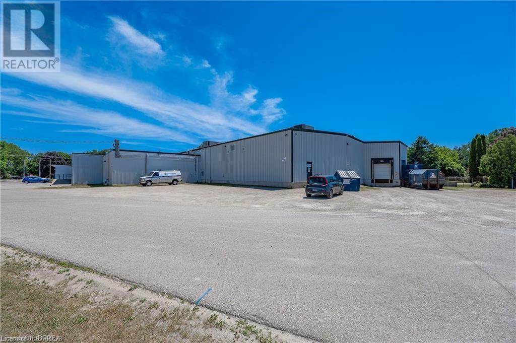 9405 Plank Road Property Photo 17
