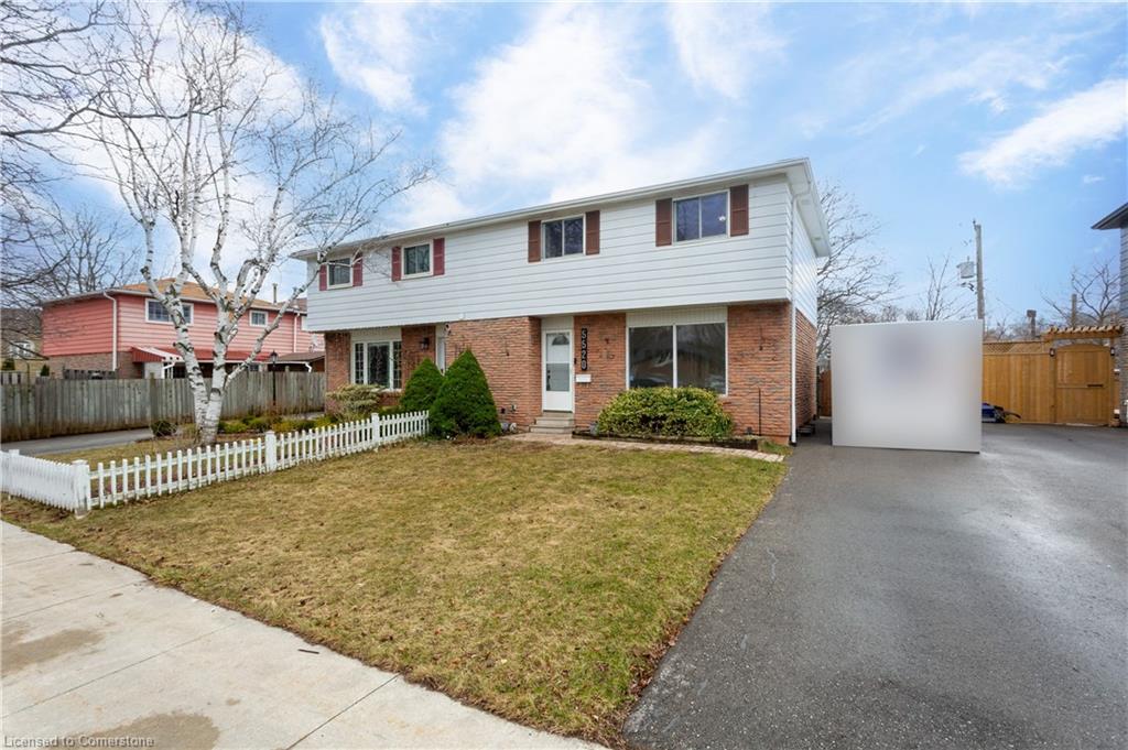 5520 Spruce Avenue Property Photo