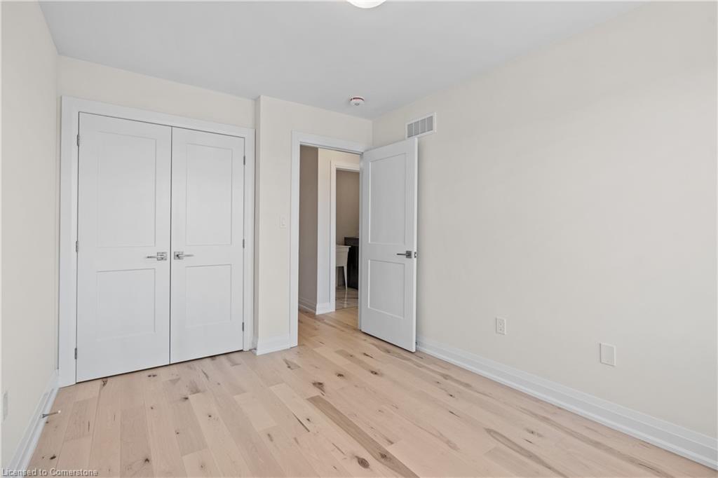 12-675 Victoria Road N Property Photo 24