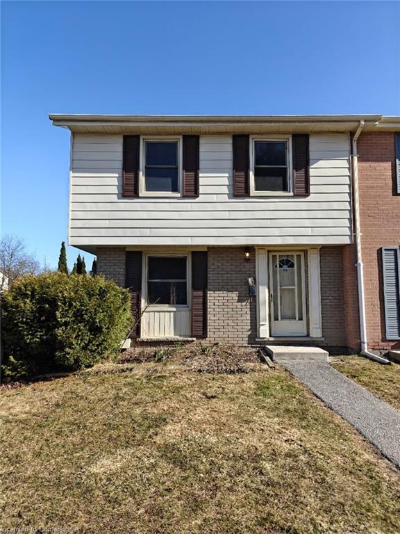 A-33 Queenston Drive Property Photo