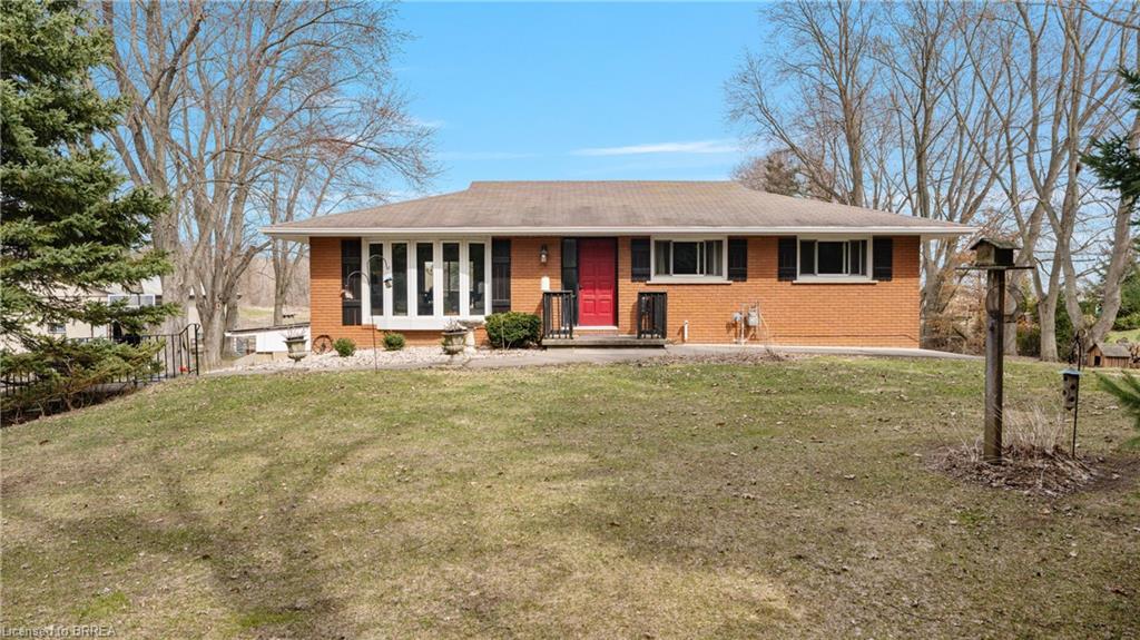 761 Lynden Road Property Photo