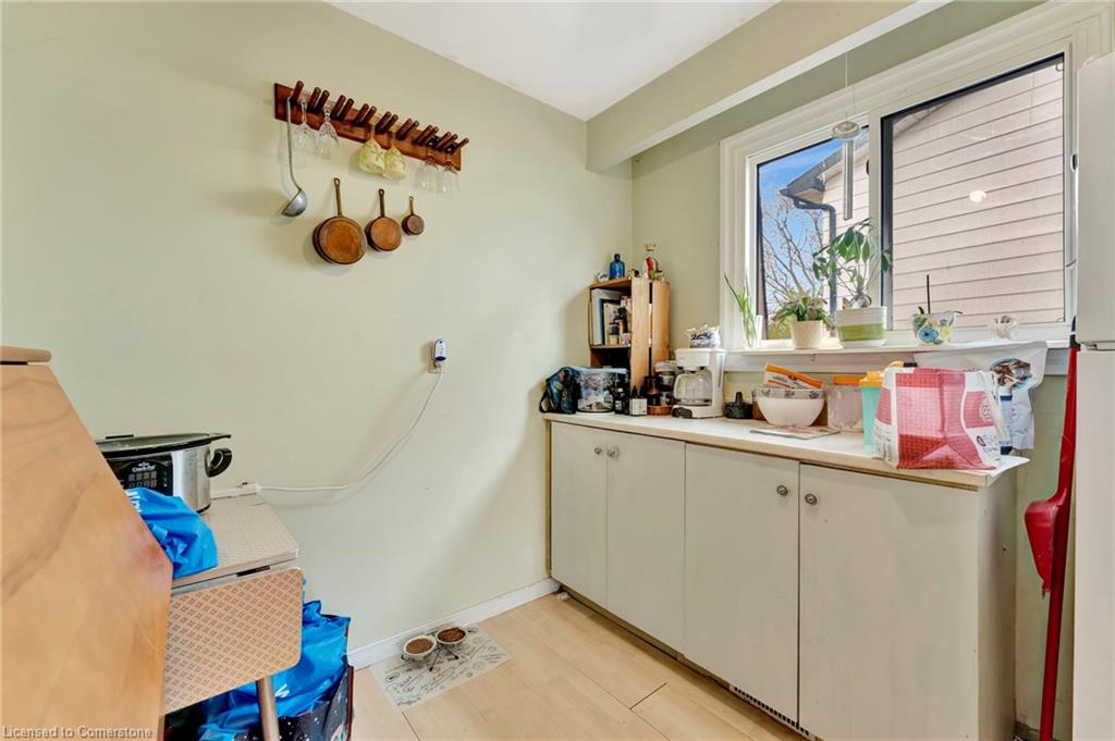 5032 Brady Avenue Property Photo 7