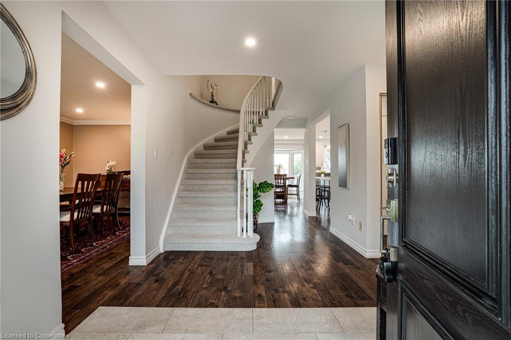 2233 Towne Boulevard Property Photo 6
