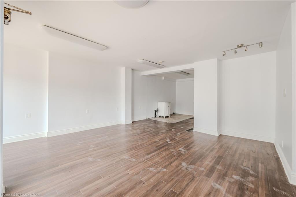 1345 Main Street E Property Photo 8