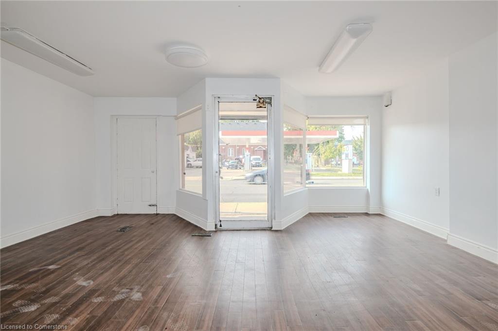 1345 Main Street E Property Photo 10