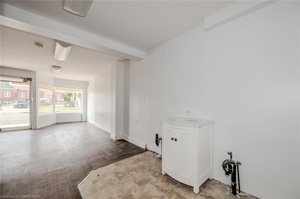 1345 Main Street E Property Photo 12