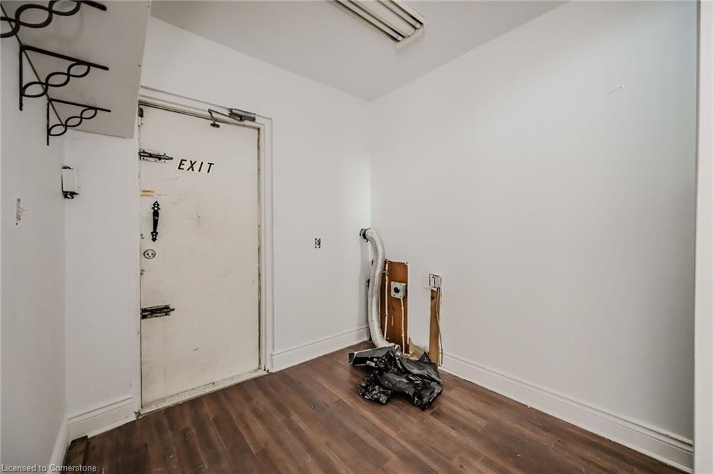 1345 Main Street E Property Photo 15