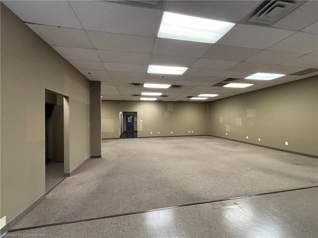 5-3375 North Service Road Property Photo 4