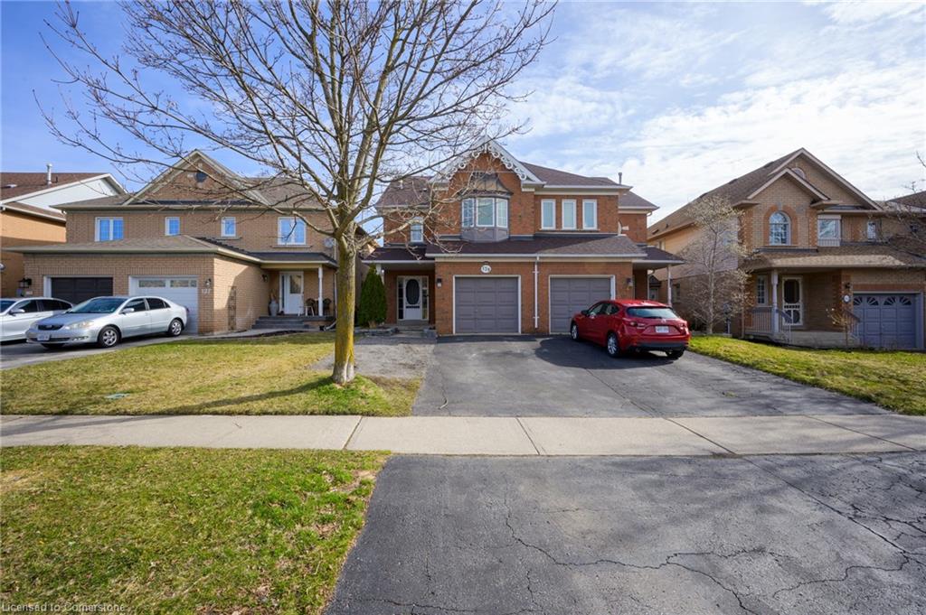 129 Harnesworth Crescent Property Photo