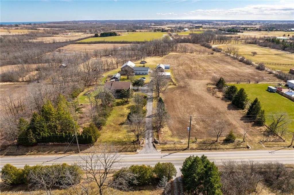 492 Second Road E Property Photo