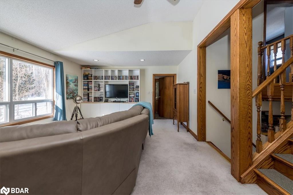 4051 Glen Cedar Drive Property Photo 5